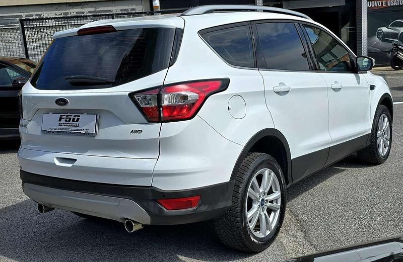 Occasion Ford Kuga Titanium S 150 ch (110 kW) 2019 Blanc SUV