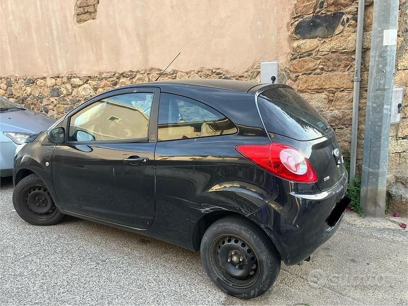 Usata Ford Ka 75 CV (55 kW) 2009 Nero Utilitaria
