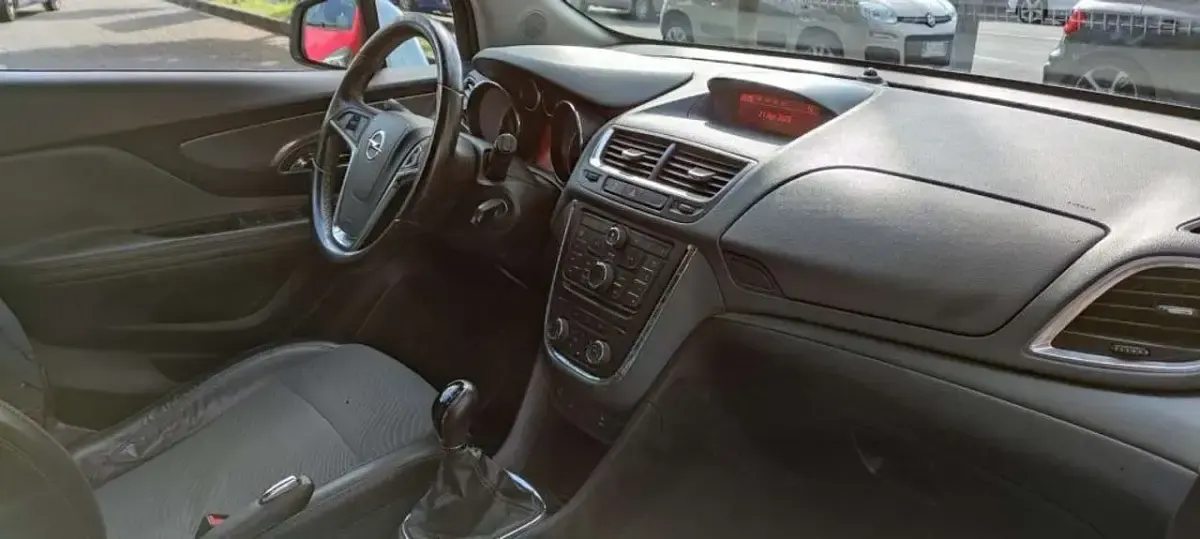 Usata Opel Mokka Cosmo 131 CV (96 kW) 2014 Bianco SUV
