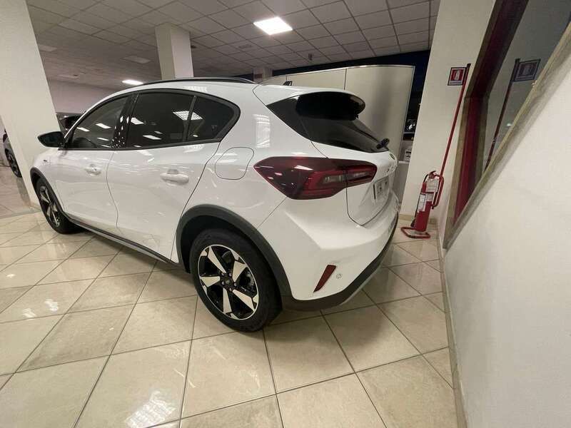 Usata Ford Focus Active 125 CV (91 kW) 2024 Bianco