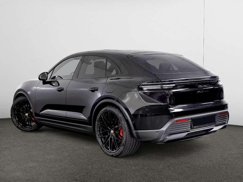 Usata Porsche Macan 380 kW (517 CV) 2025 Nero SUV