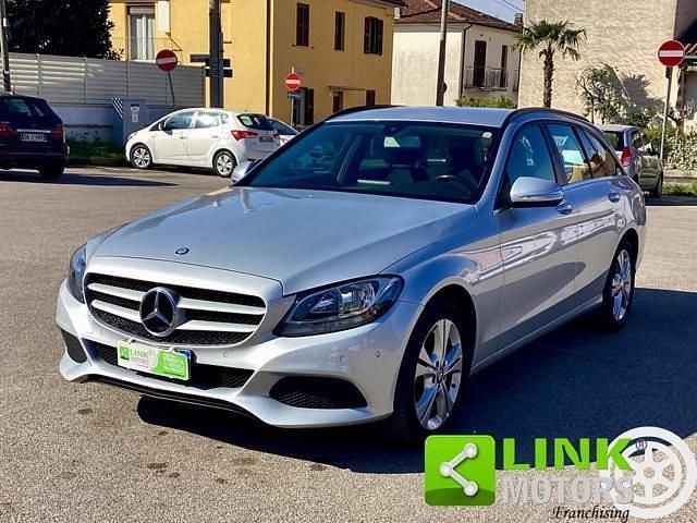 Grigio scuro Usata 2015 Mercedes C200 Premium Station wagon | 13.900 € (Buon prezzo) - Immagine 1/4
