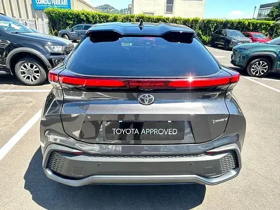 Usata Toyota C-HR Trend 223 CV (164 kW) 2025 Grigio SUV