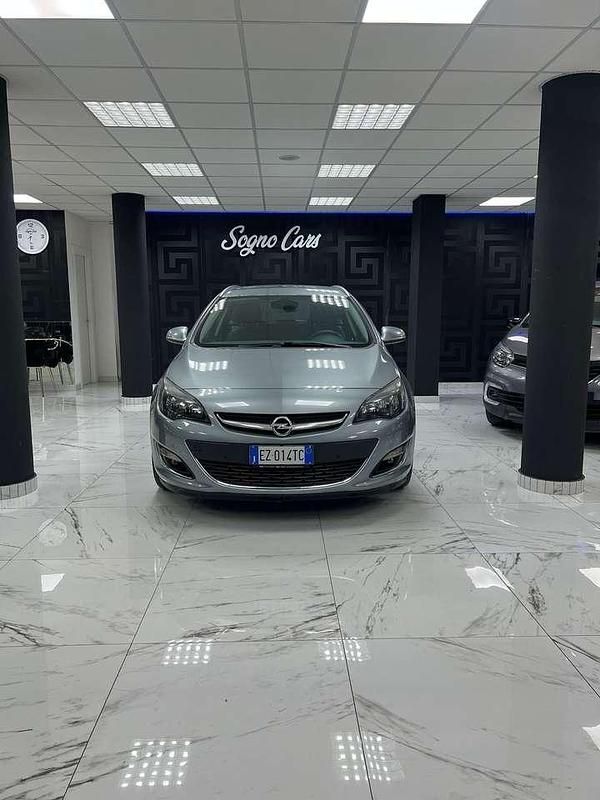 Usata Opel Astra 110 CV (80 kW) 2015 Grigio Station wagon