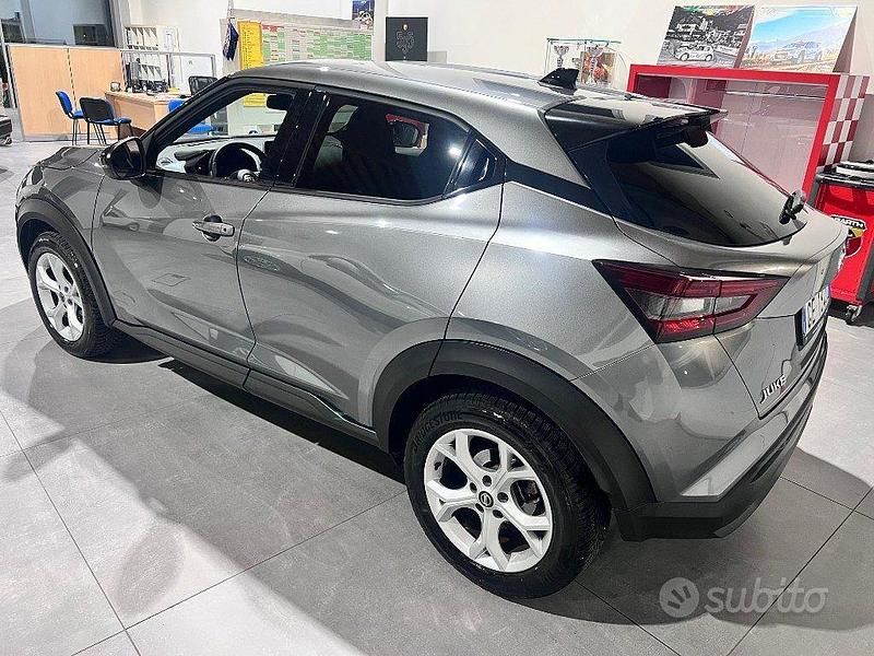 Usata Nissan Juke N-Connecta 114 CV (83 kW) 2021 Grigio scuro SUV
