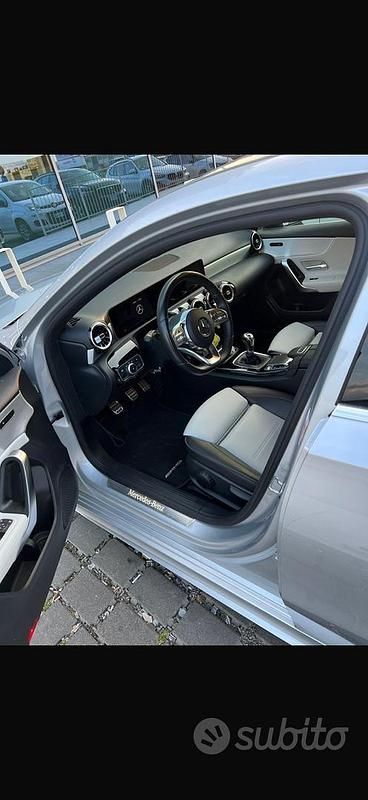 Usata Mercedes A180 Premium 136 CV (100 kW) 2019 Berlina