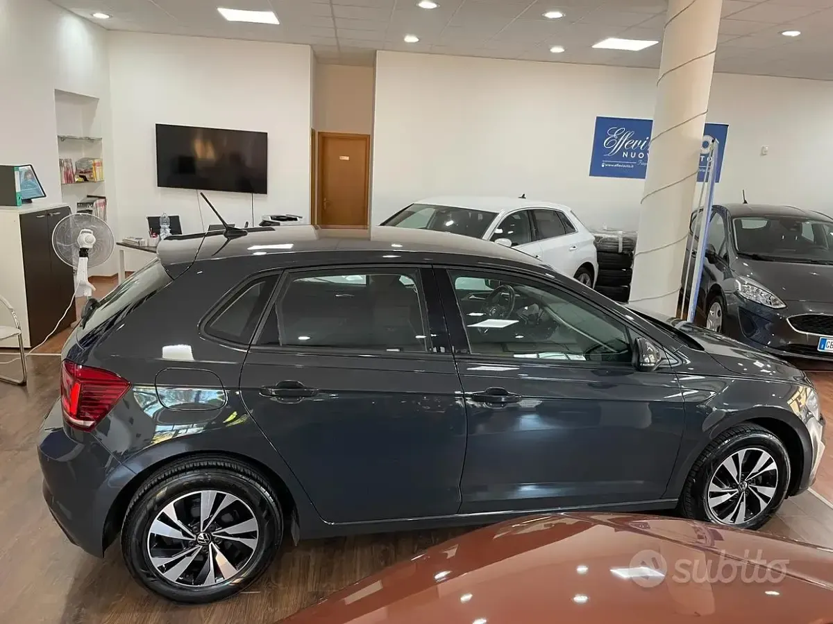 Usata VW Polo Comfortline 95 CV (69 kW) 2021 Grigio Utilitaria