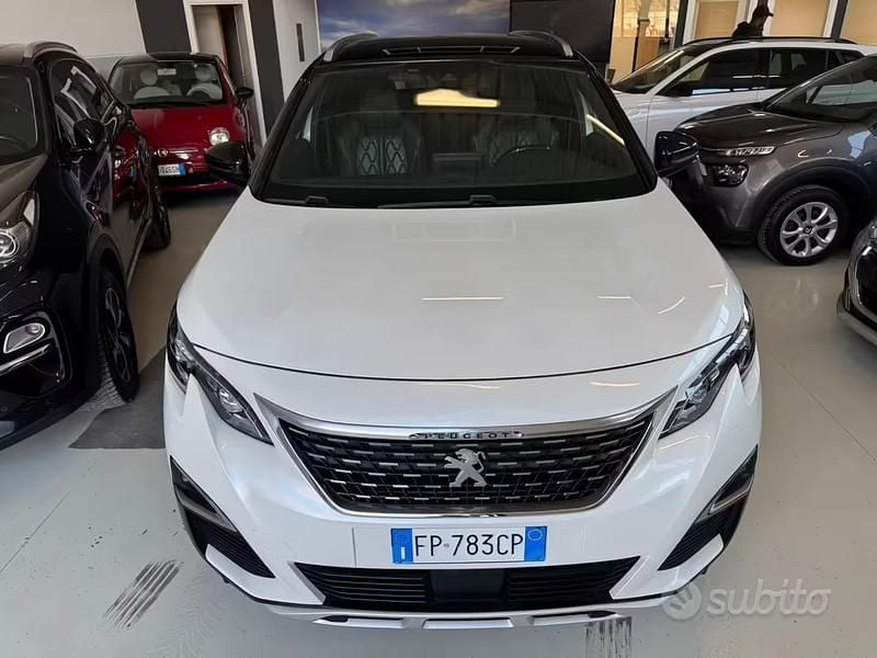 Usata Peugeot 5008 GT-line 130 CV (95 kW) 2018 Bianco SUV