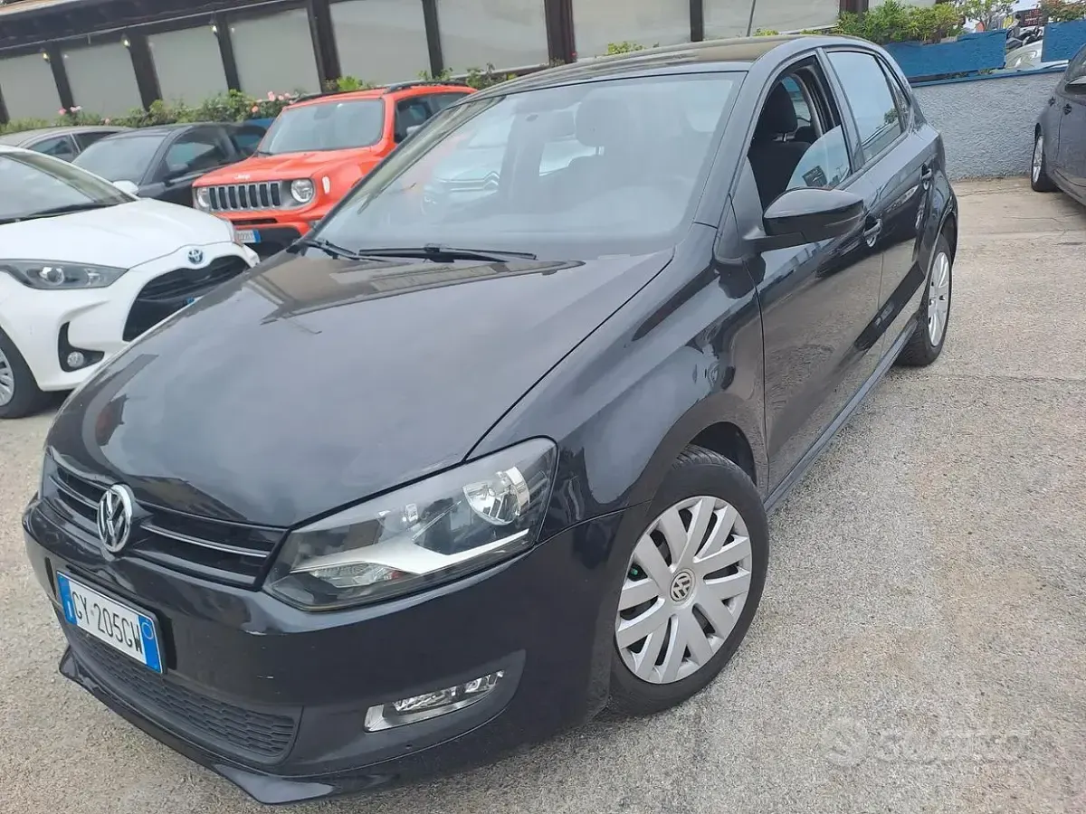 Usata VW Polo Trendline 75 CV (55 kW) 2012 Nero Utilitaria