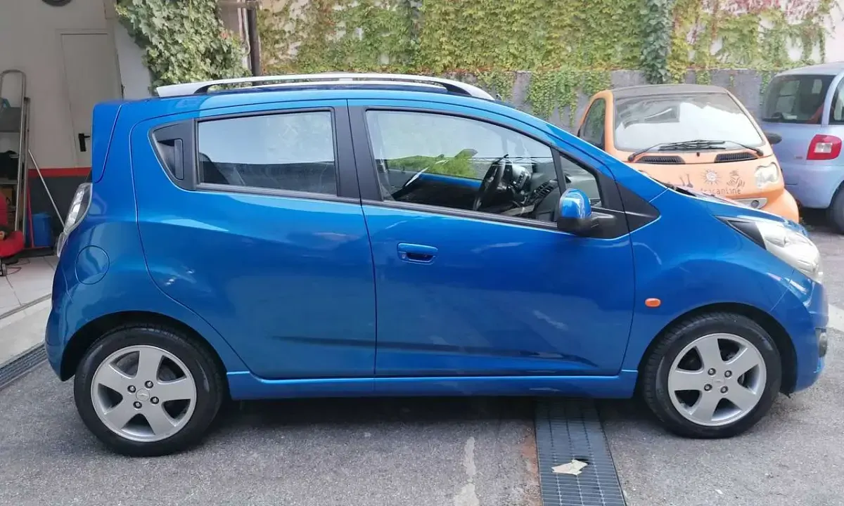 Usata Chevrolet Spark LT 82 CV (60 kW) 2011 Blu/azzurro Utilitaria