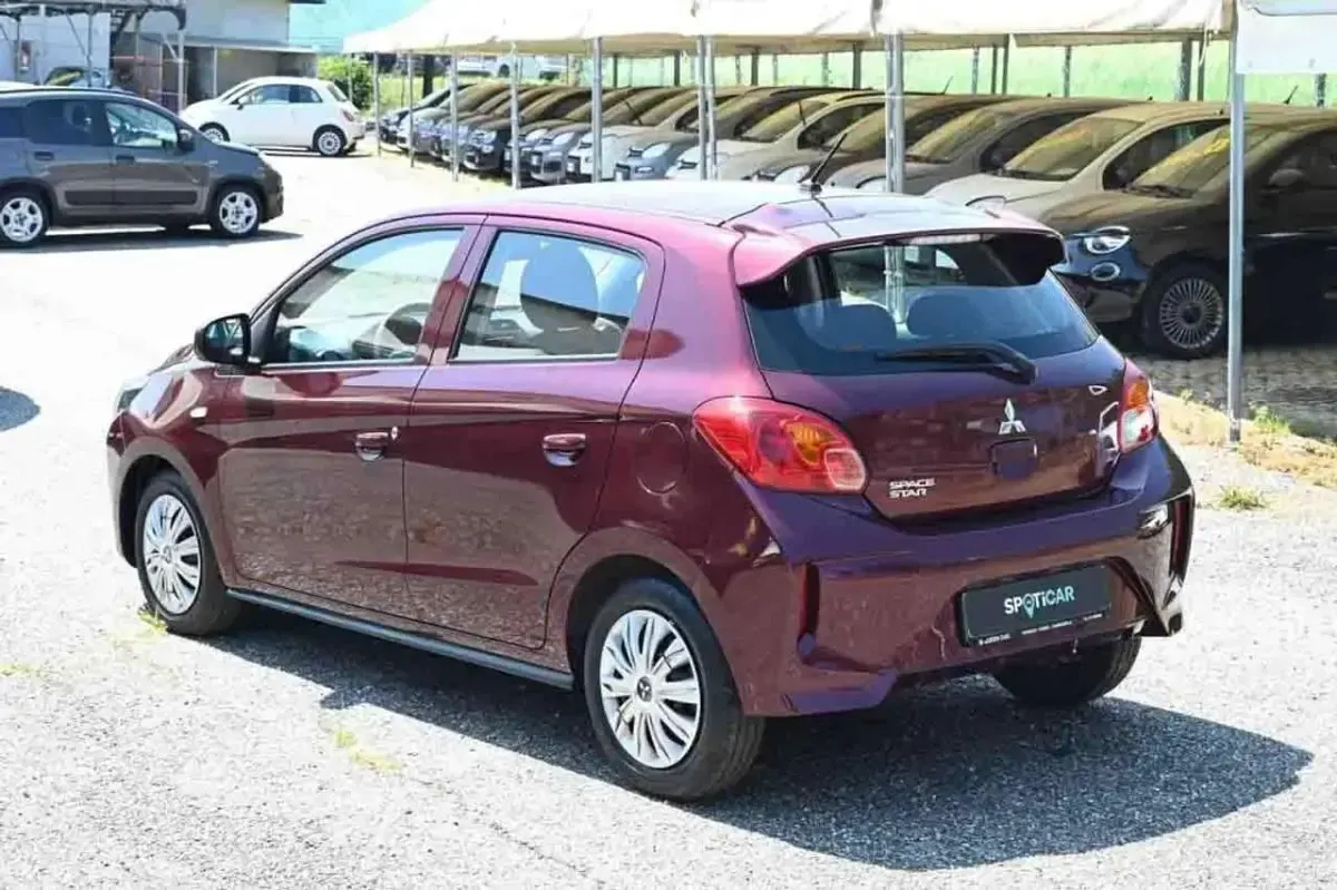 Usata Mitsubishi Space Star Invite 71 CV (52 kW) 2022 Rosso Utilitaria