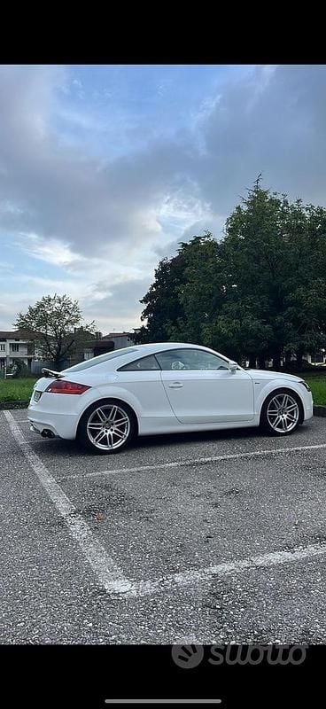Usata 2008 Audi TT S-Line Coupé | 9800 € (Ottimo prezzo) - Immagine 1/4