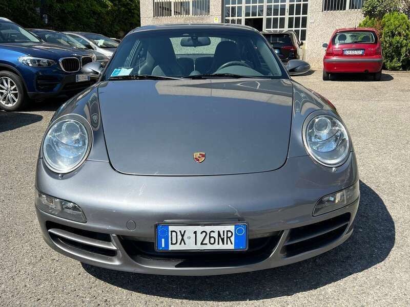 Usata Porsche 911 Carrera 325 CV (239 kW) 2006 Grigio Coupé
