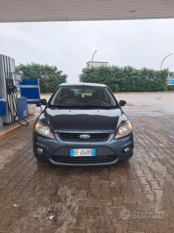 Begagnad Ford Focus 110 HK (80 kW) 2011 Sedan