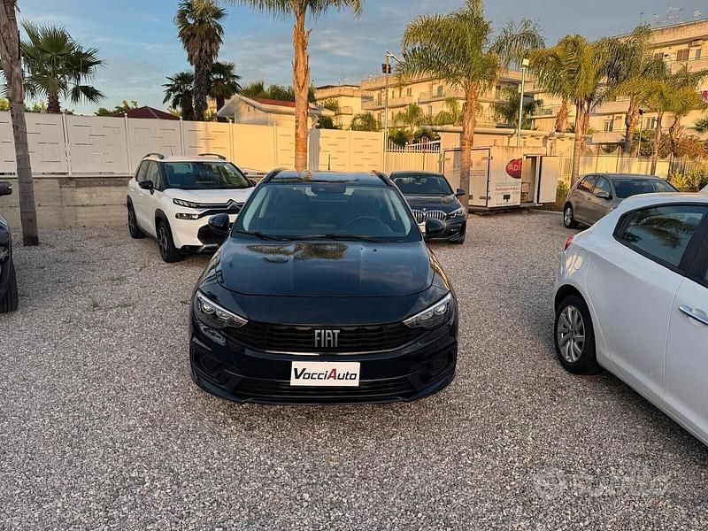 Usata Fiat Tipo 100 CV (73 kW) 2023 Nero Station wagon