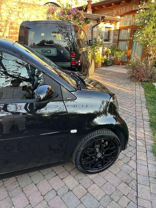 Usata Smart ForTwo Cabrio Passion 71 CV (52 kW) 2019 Nero Cabrio