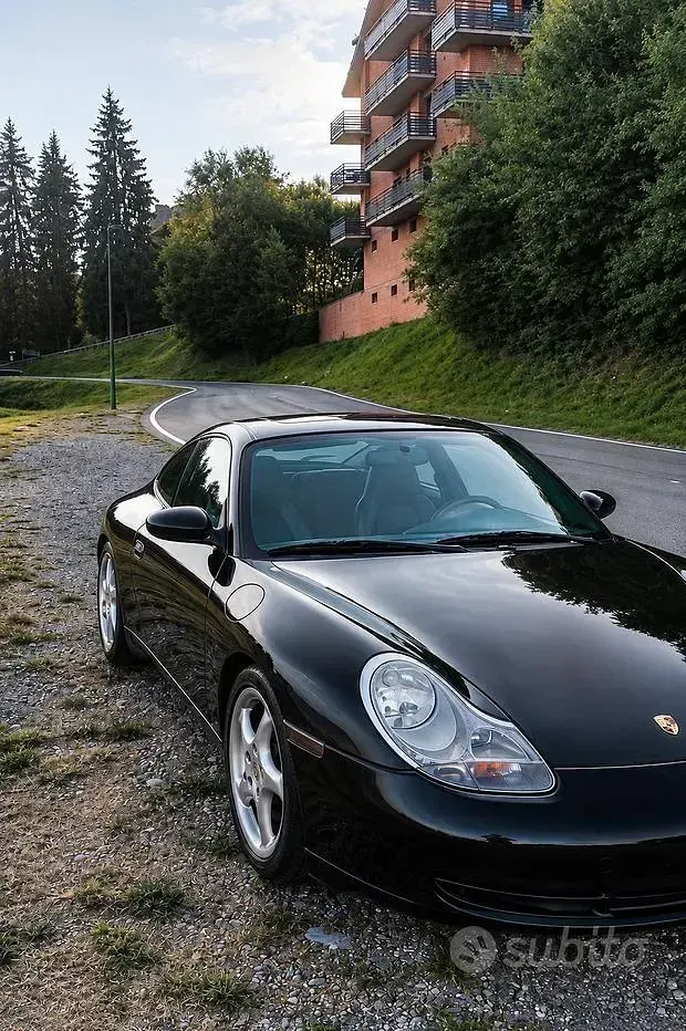 Usata Porsche 911 Carrera 300 CV (220 kW) 2000 Nero Coupé