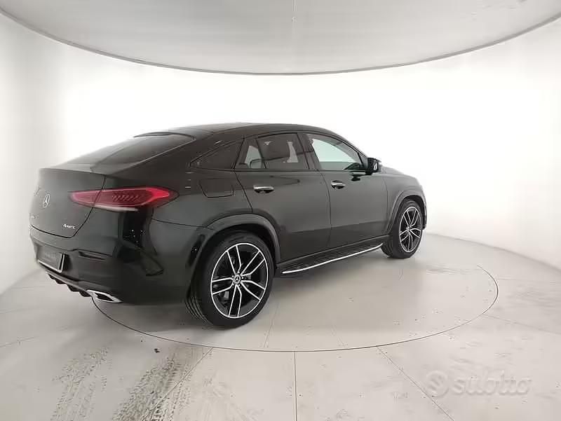 Usata Mercedes GLE350 Premium Plus 194 CV (142 kW) 2023 Verde Coupé