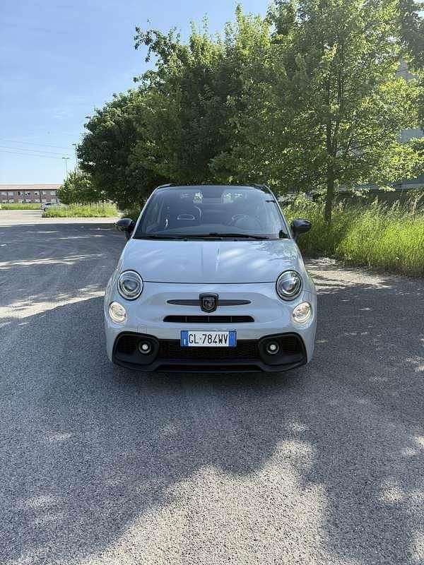 Usata 2022 Abarth 595C Cabrio | 18.800 € (Super prezzo) - Immagine 1/4