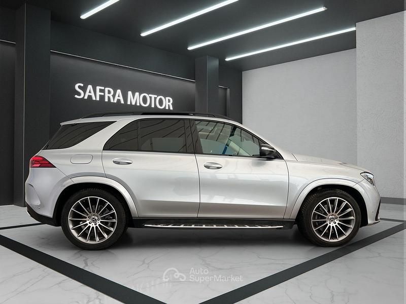 Usata Mercedes GLE300 AMG Line Premium 269 CV (197 kW) 2023 Argento SUV