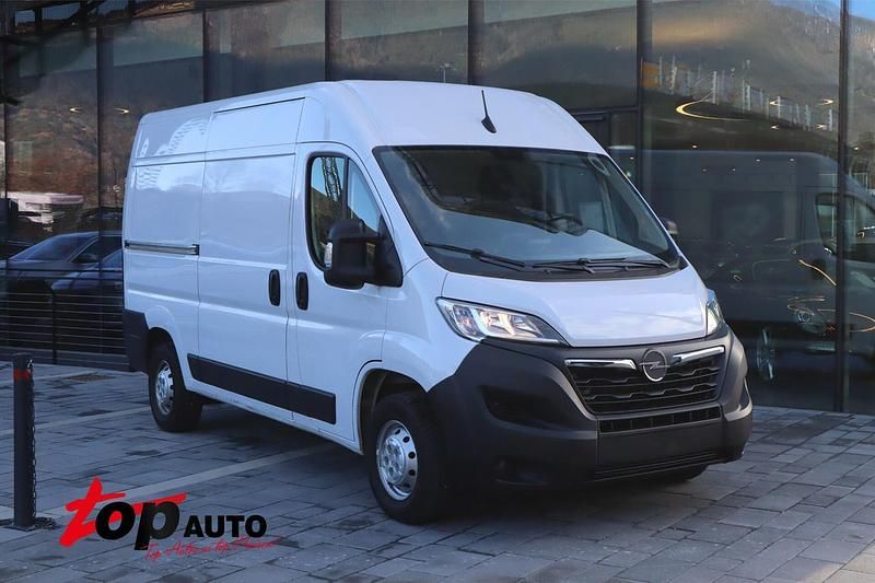 Bianco Usata 2023 Opel Movano Furgone | 18.550 € (Ottimo prezzo) - Immagine 1/4