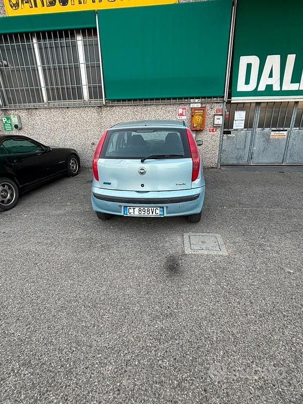 Usata Fiat Punto 60 CV (44 kW) 2003 Blu Utilitaria