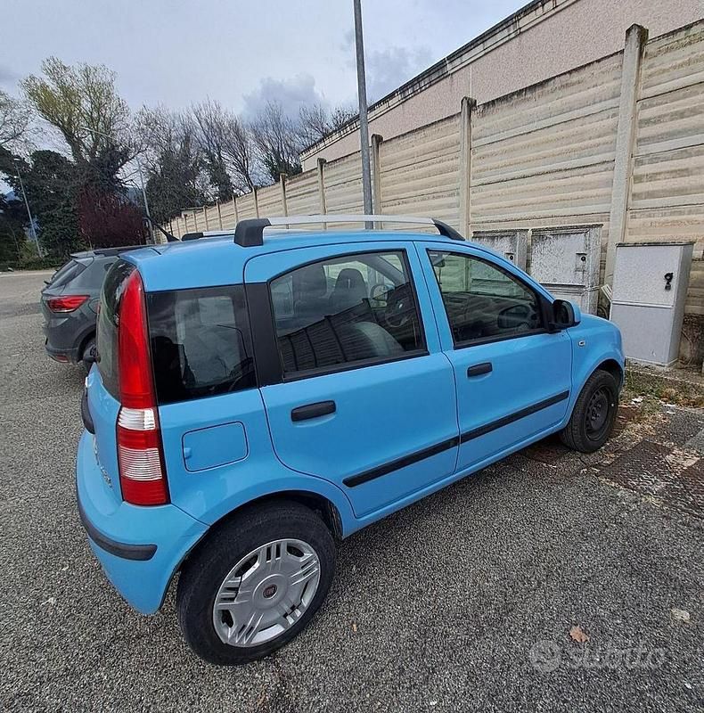 Usata Fiat Panda 77 CV (56 kW) 2011 Blu Utilitaria