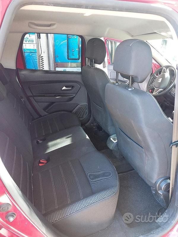 Usata Dacia Duster 101 CV (74 kW) 2021 Rosso SUV
