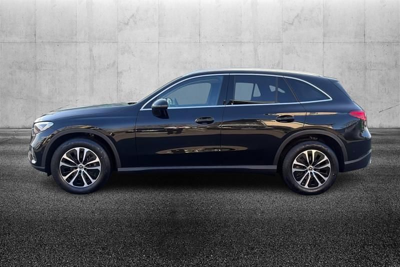 Usata Mercedes GLC220 Advanced Plus 197 CV (144 kW) 2024 Nero metallizzato SUV