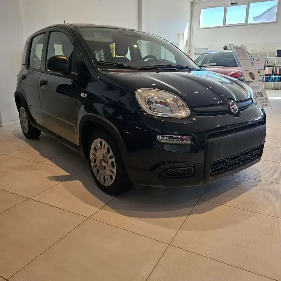 Usata Fiat Panda S 69 CV (50 kW) 2024 Nero Utilitaria