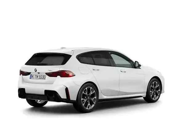 Nuova BMW 118 M Sport 150 CV (110 kW) 2026 Black sapphire metallizzato Utilitaria