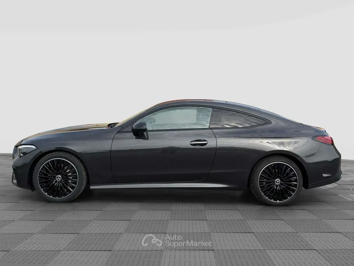 Usata Mercedes CLE220 Advanced 197 CV (144 kW) 2024 Gray Coupé