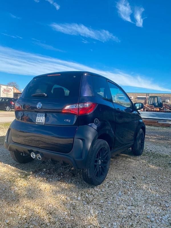 Usata Aixam City 2018 Blu Berlina