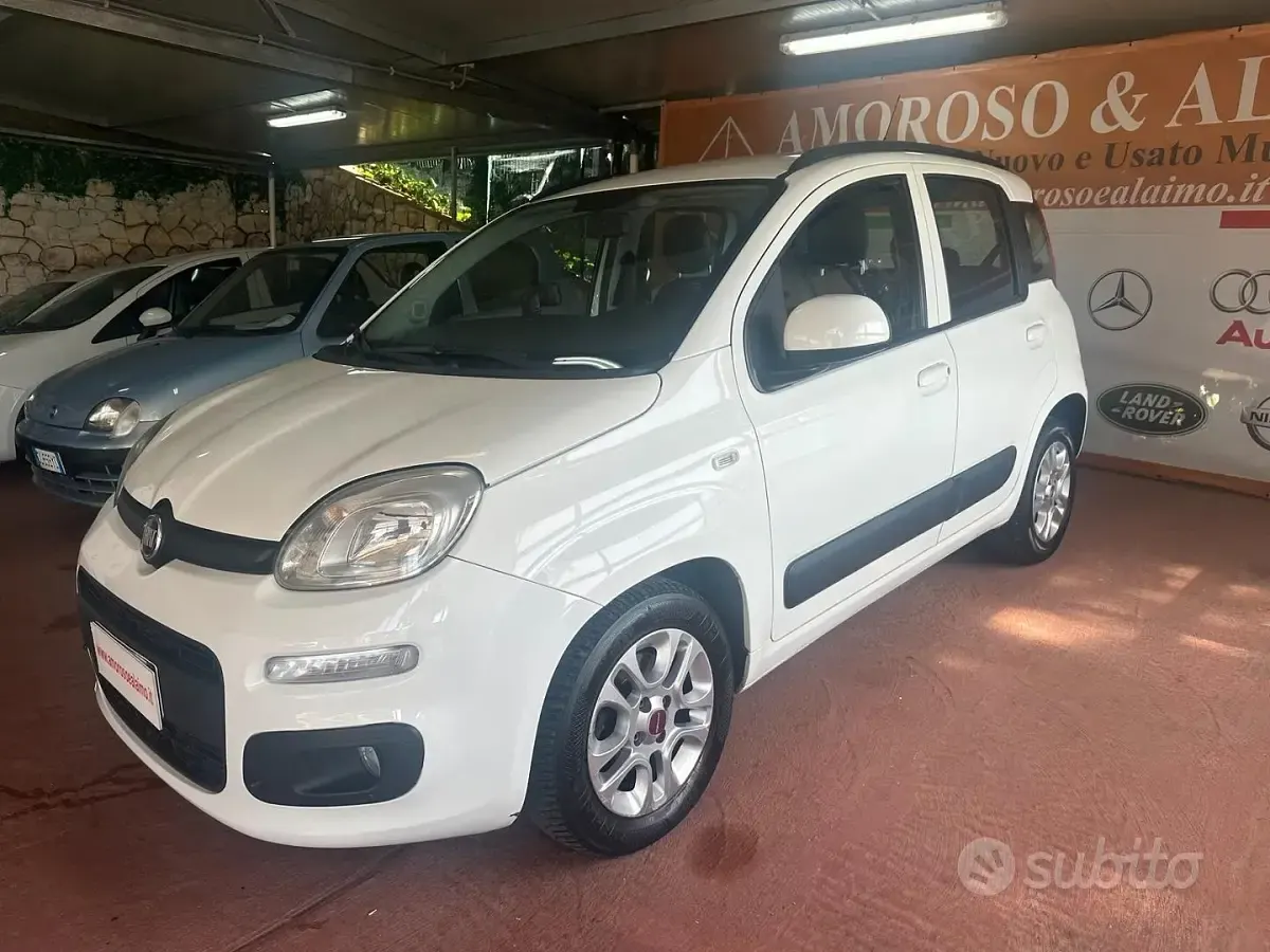 Usata Fiat Panda Lounge 80 CV (58 kW) 2017 Bianco Utilitaria