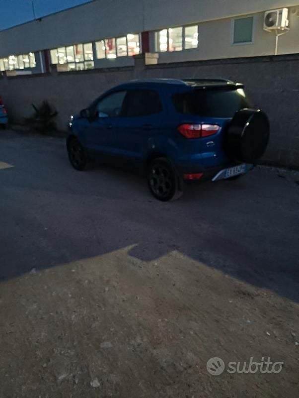 Usata Ford Ecosport Titanium 90 CV (66 kW) 2015 Blu SUV