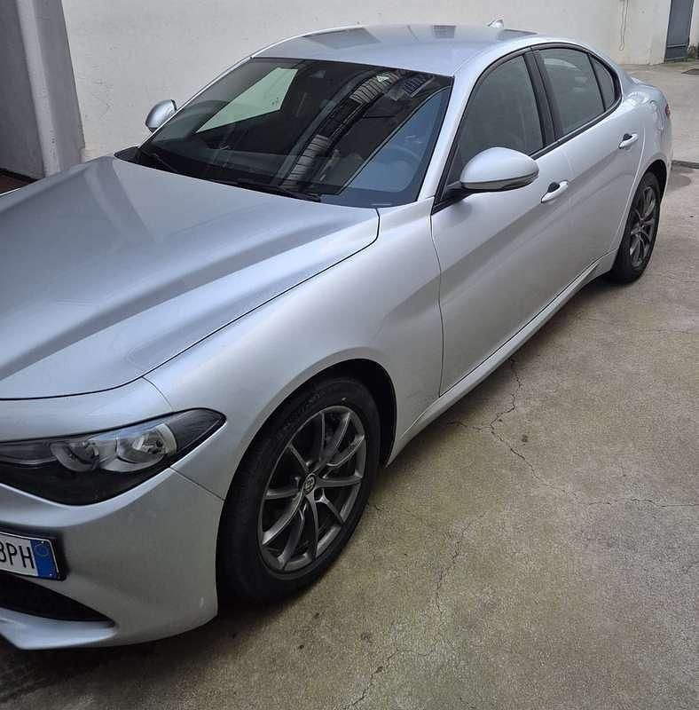 Usata Alfa Romeo Giulia Executive 150 CV (110 kW) 2018 Berlina