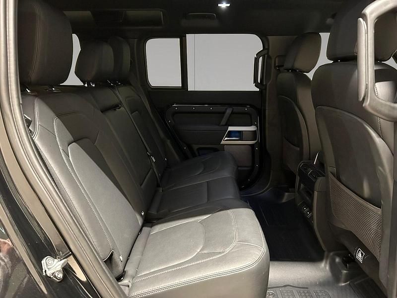 Usata Land Rover Defender SE 200 CV (147 kW) 2022 Nero SUV