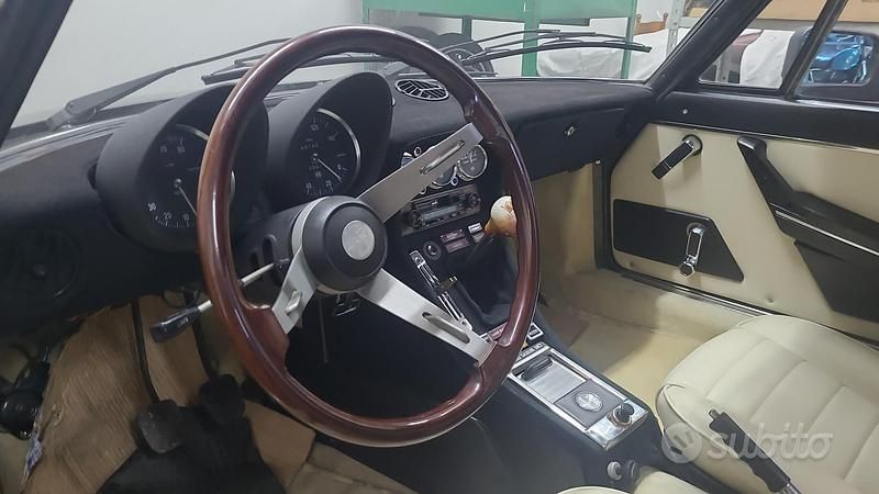 Usata Alfa Romeo 2000 1970 Nero Cabrio