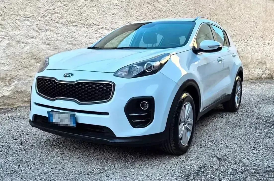 Usata Kia Sportage 115 CV (84 kW) 2016 Bianco SUV