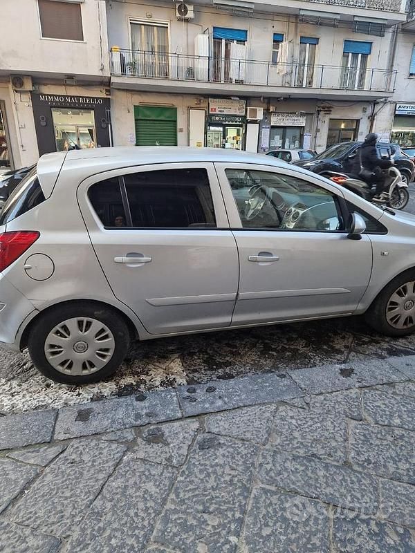 Usata Opel Corsa 2008 Utilitaria