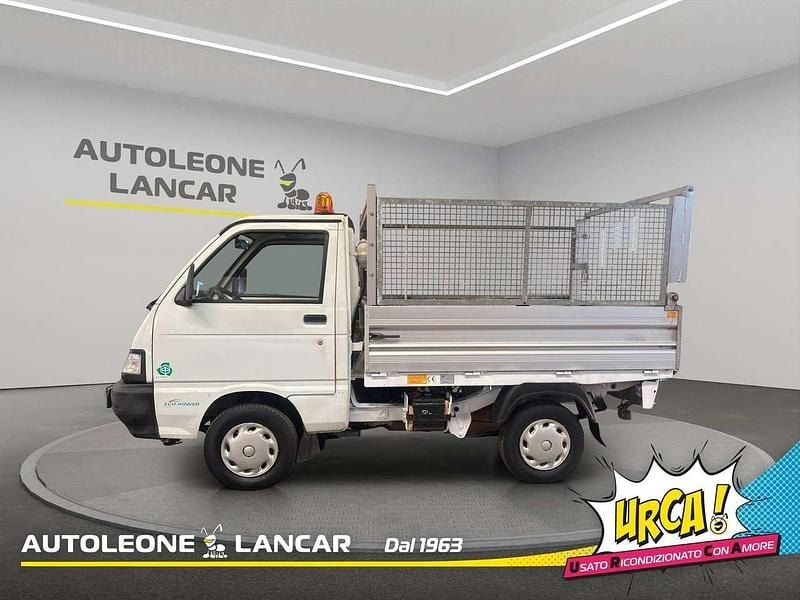 Begagnad Piaggio Porter 65 HK (47 kW) 2008 Vit SUV