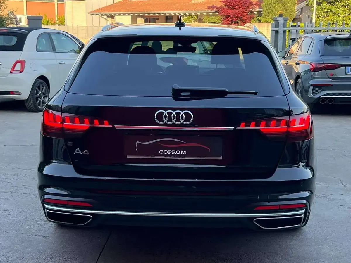 Usata Audi A4 163 CV (119 kW) 2022 Other Coupé