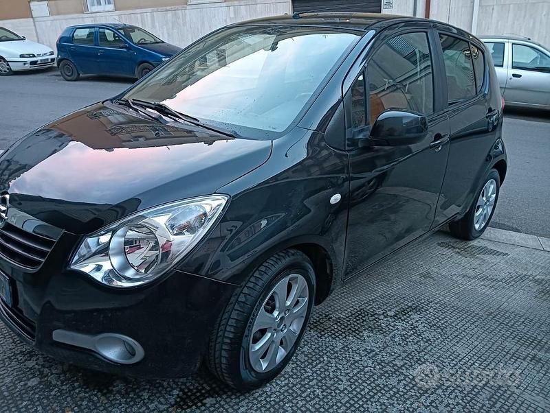 Usata Opel Agila Enjoy 86 CV (63 kW) 2009 Nero Utilitaria