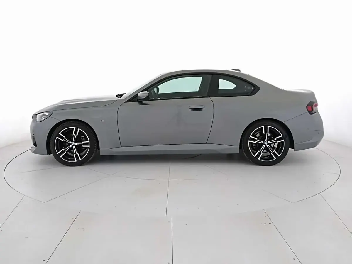 Usata BMW 218 M Sport 156 CV (114 kW) 2025 Skyscraper grey Coupé