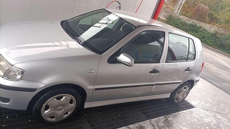 Usata VW Polo Comfortline 60 CV (44 kW) 2001 Berlina