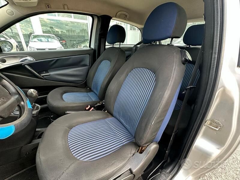 Usata Lancia Ypsilon 80 CV (58 kW) 2007 Grigio Utilitaria