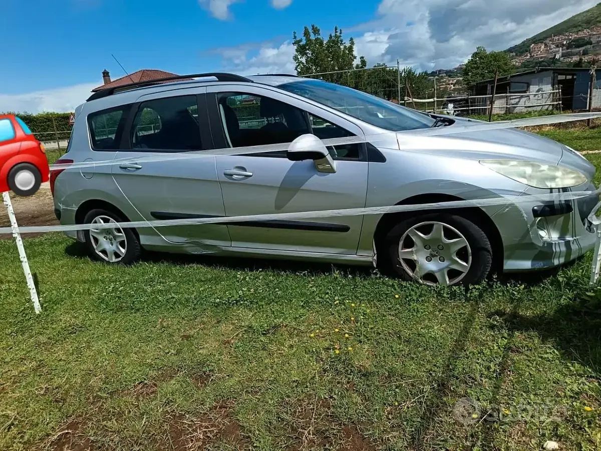 Usata Peugeot 308 SW Premium 112 CV (82 kW) 2010 Grigio Station wagon