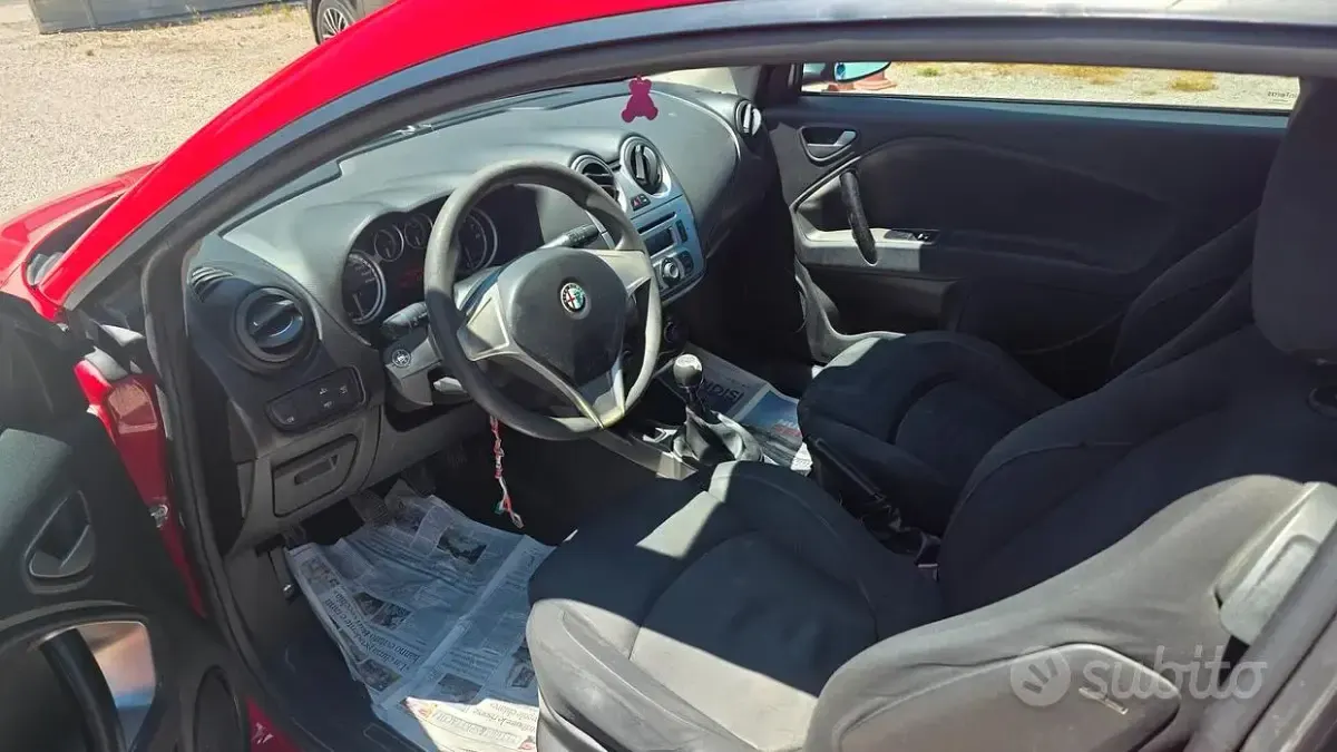 Usata Alfa Romeo MiTo Distinctive 120 CV (88 kW) 2015 Rosso Utilitaria