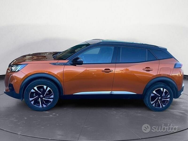 Usata Peugeot 2008 GT-line 102 CV (75 kW) 2020 Arancione SUV