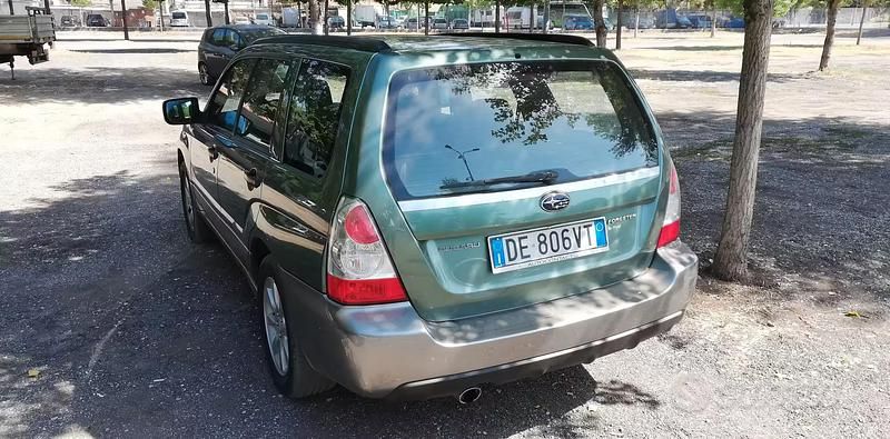 Usata Subaru Forester 2006 Verde SUV
